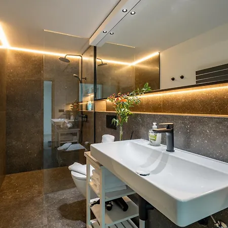 Landkind Apartman Sistrans